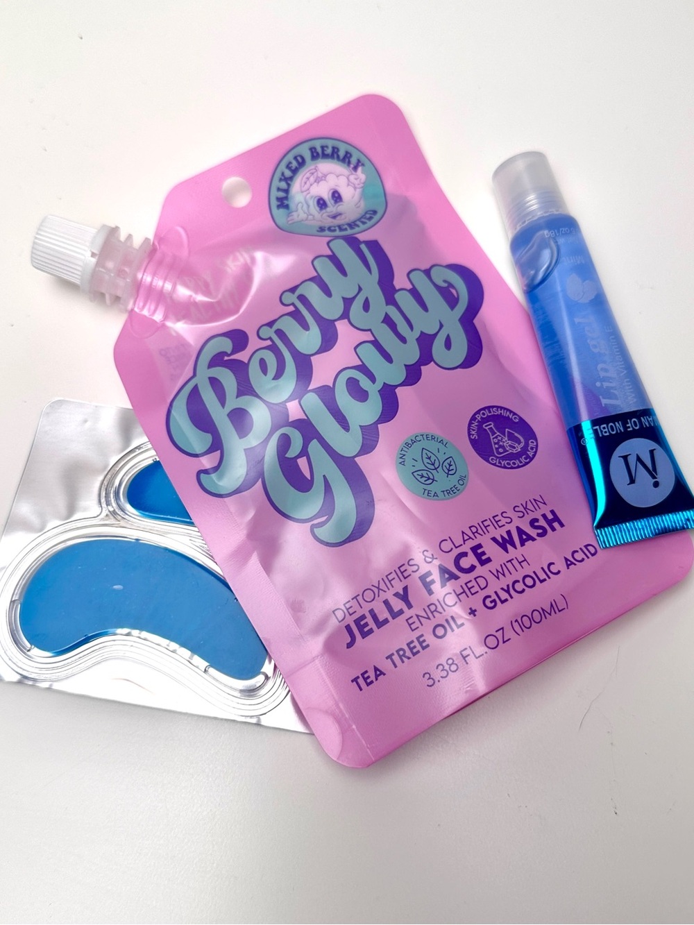 🦄 Berry Cloudy Jelly Face Wash - Pink